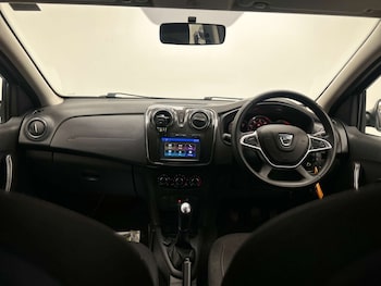 Used Dacia Sandero 2018 for sale - 79616860: Photo