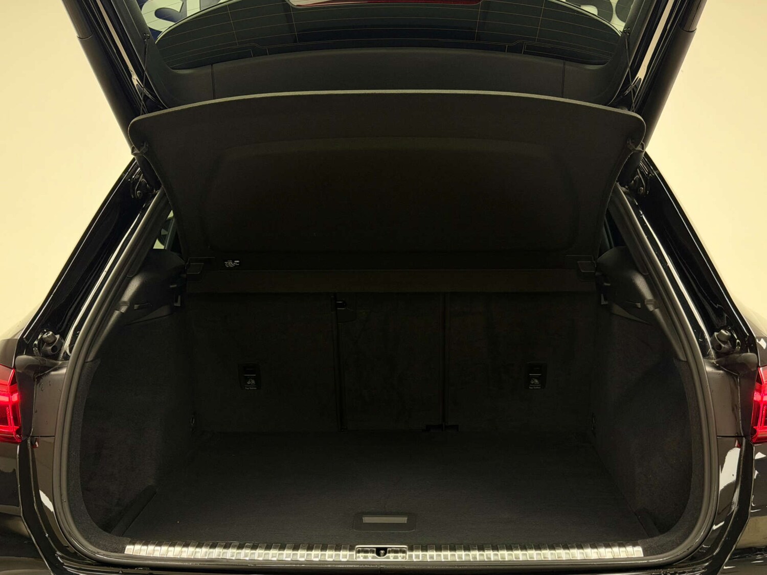 Used Audi Q3 2023 for sale - 77478280: Photo 36