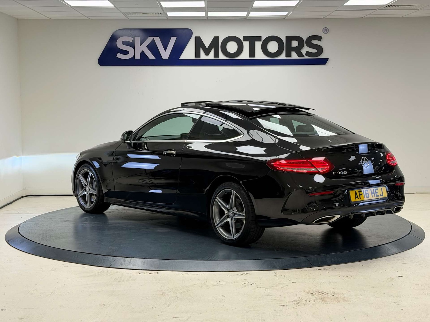 Used Mercedes-Benz C Class 2016 for sale - 76334983: Photo 3
