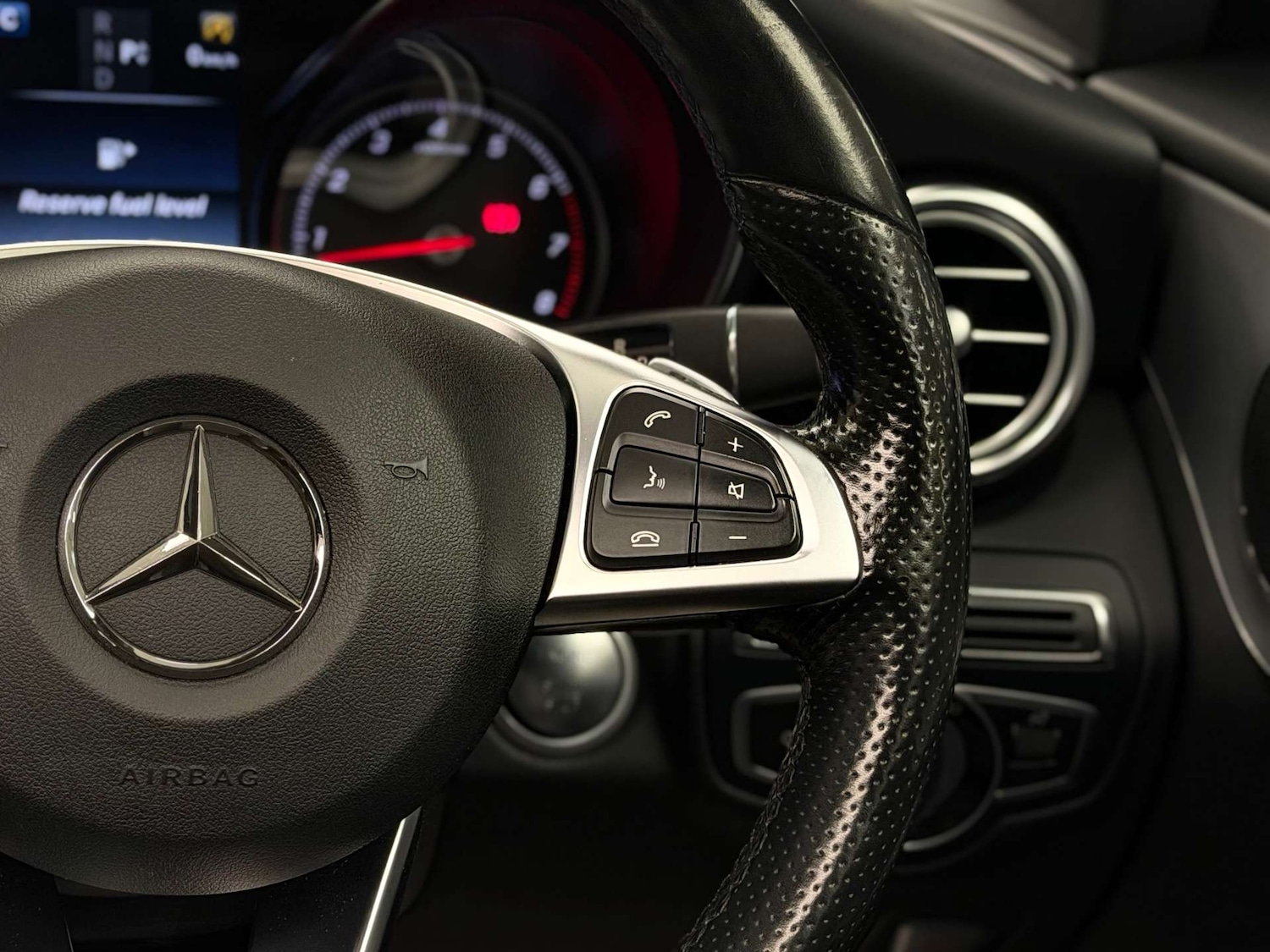 Used Mercedes-Benz C Class 2016 for sale - 76334983: Photo 40