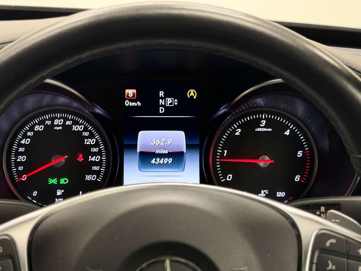 Used Mercedes-Benz C Class 2014 for sale - 76471357: Photo 34