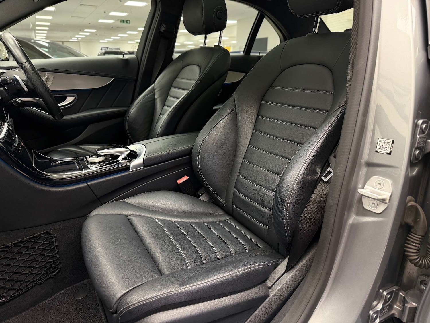 Used Mercedes-Benz C Class 2014 for sale - 76471357: Photo 40