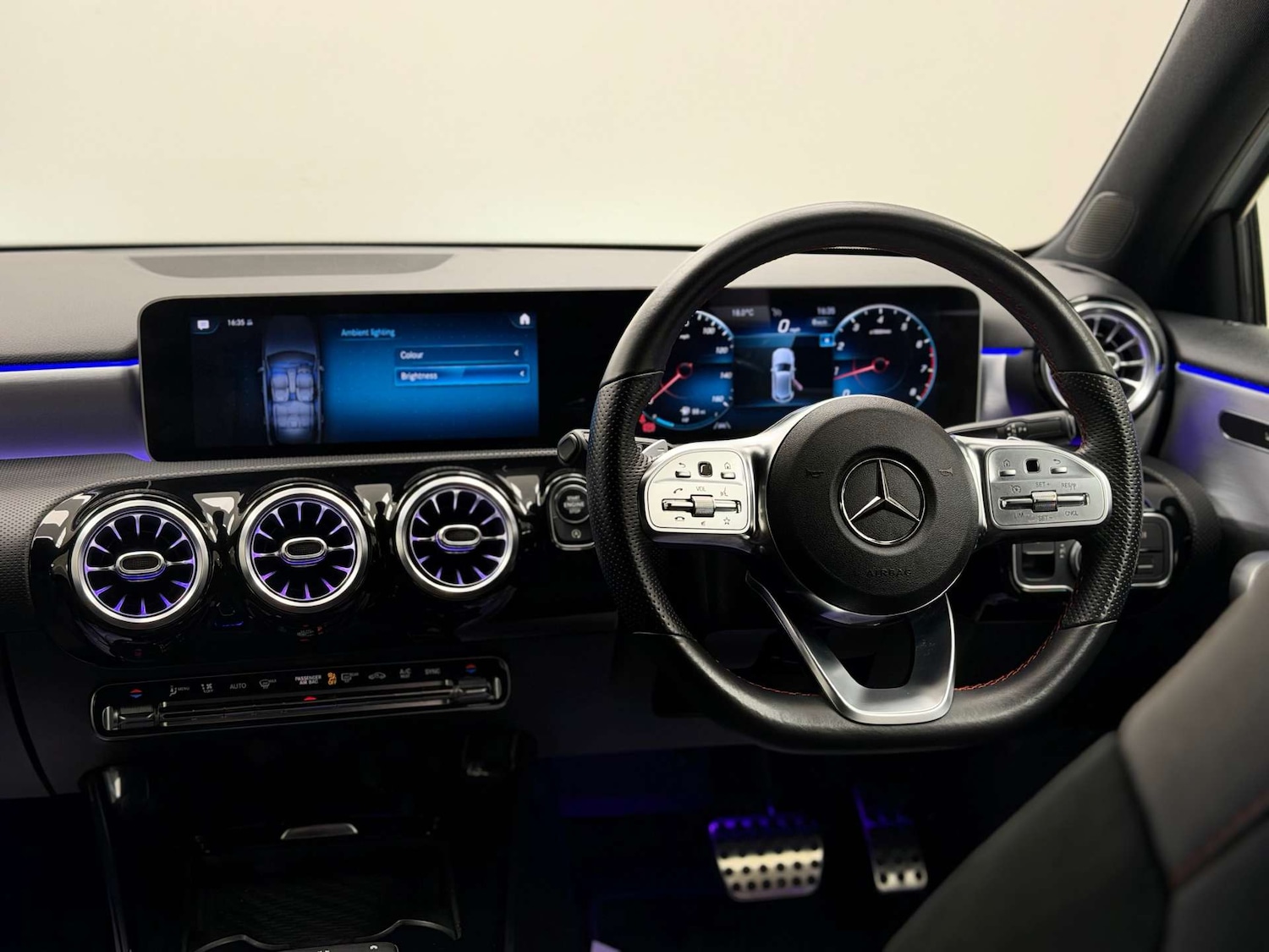 Used Mercedes-Benz A-Class 2020 for sale - 77437713: Photo 4