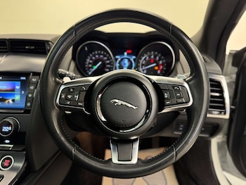 Used Jaguar F-Type 2017 for sale - 75617392: Photo