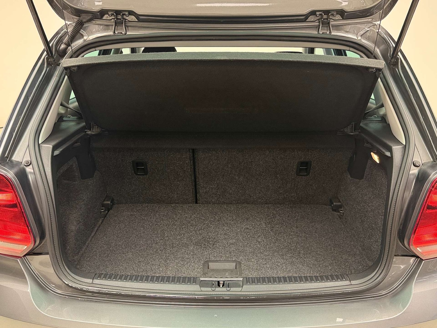 Used Volkswagen Polo 2017 for sale - 76571370: Photo 42