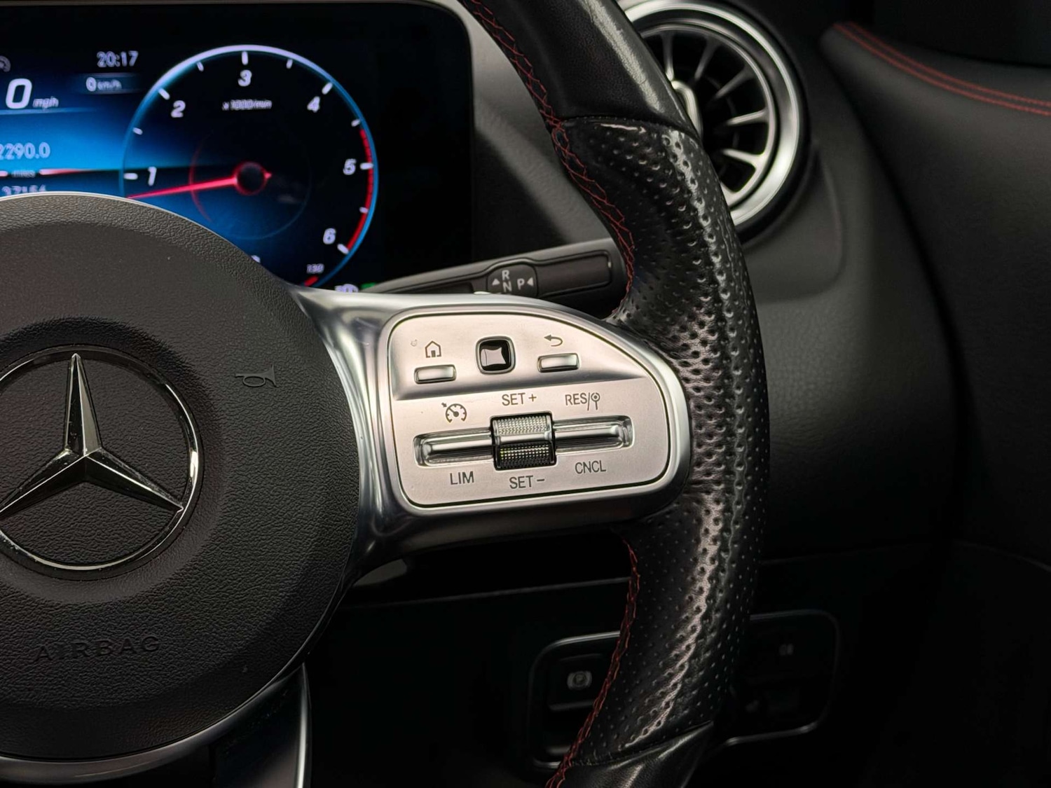 Used Mercedes-Benz GLA 2020 for sale - 76431122: Photo 23