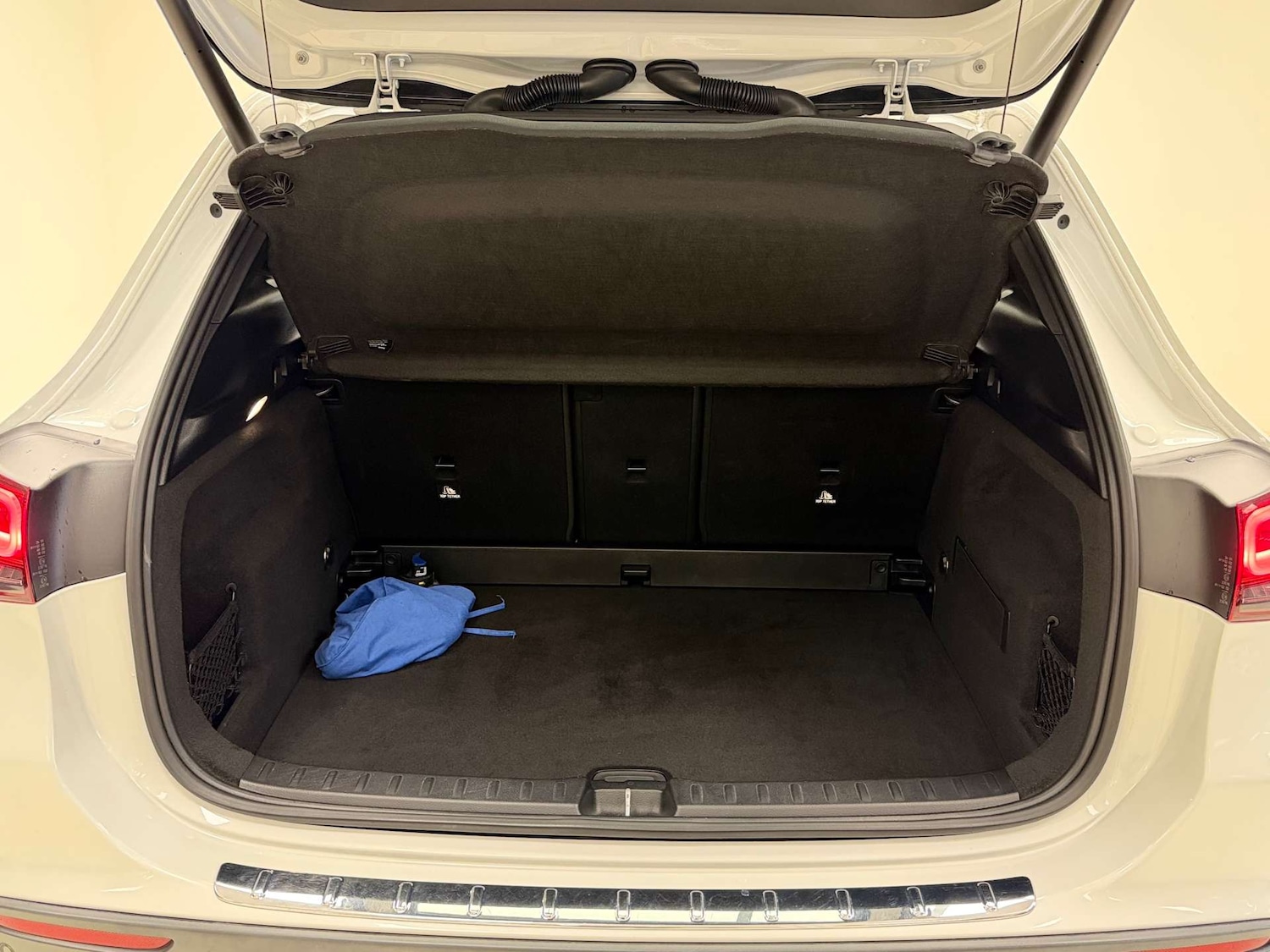 Used Mercedes-Benz GLA 2020 for sale - 76431122: Photo 37