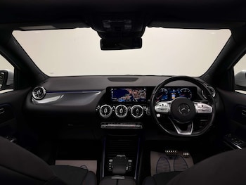 Used Mercedes-Benz GLA 2020 for sale - 76431122: Photo