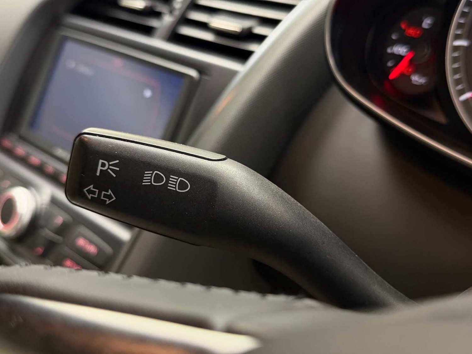 Used Audi R8 2007 for sale - 76440036: Photo 16