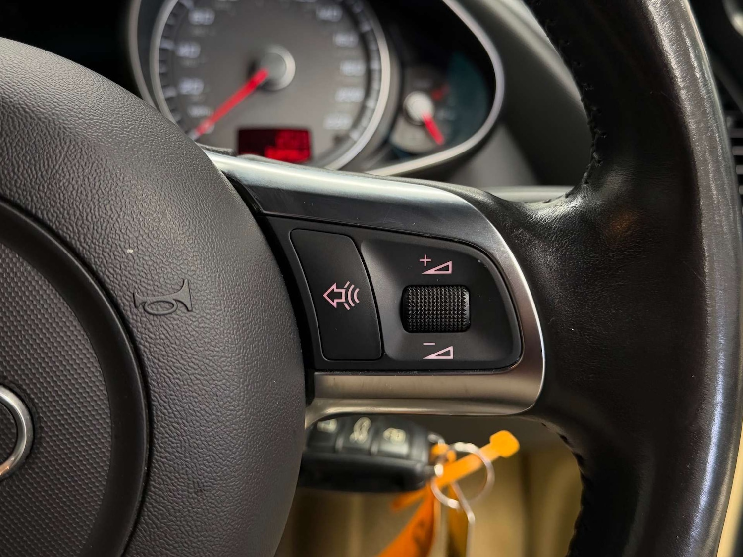 Used Audi R8 2007 for sale - 76440036: Photo 18