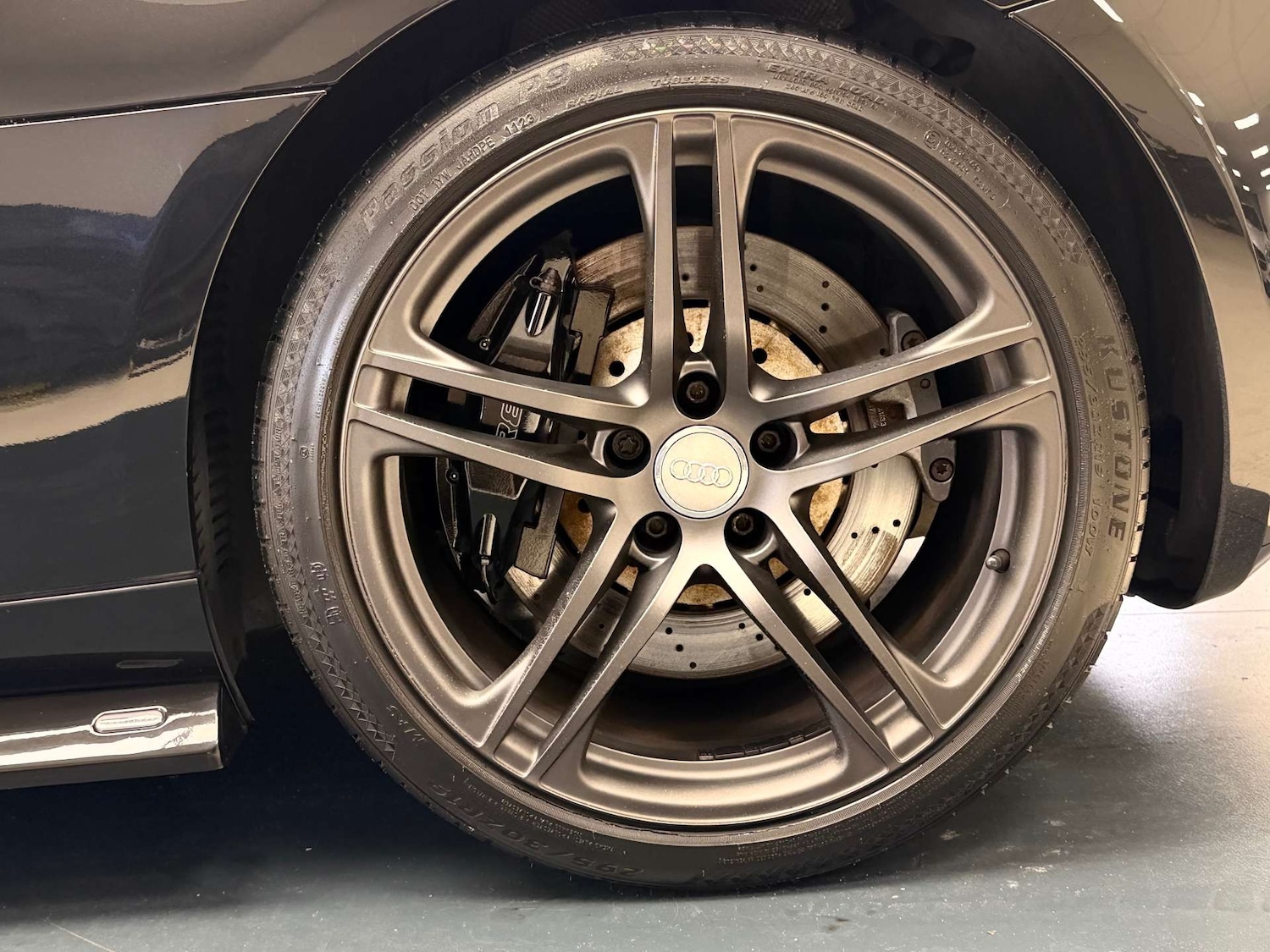 Used Audi R8 2007 for sale - 76440036: Photo 25