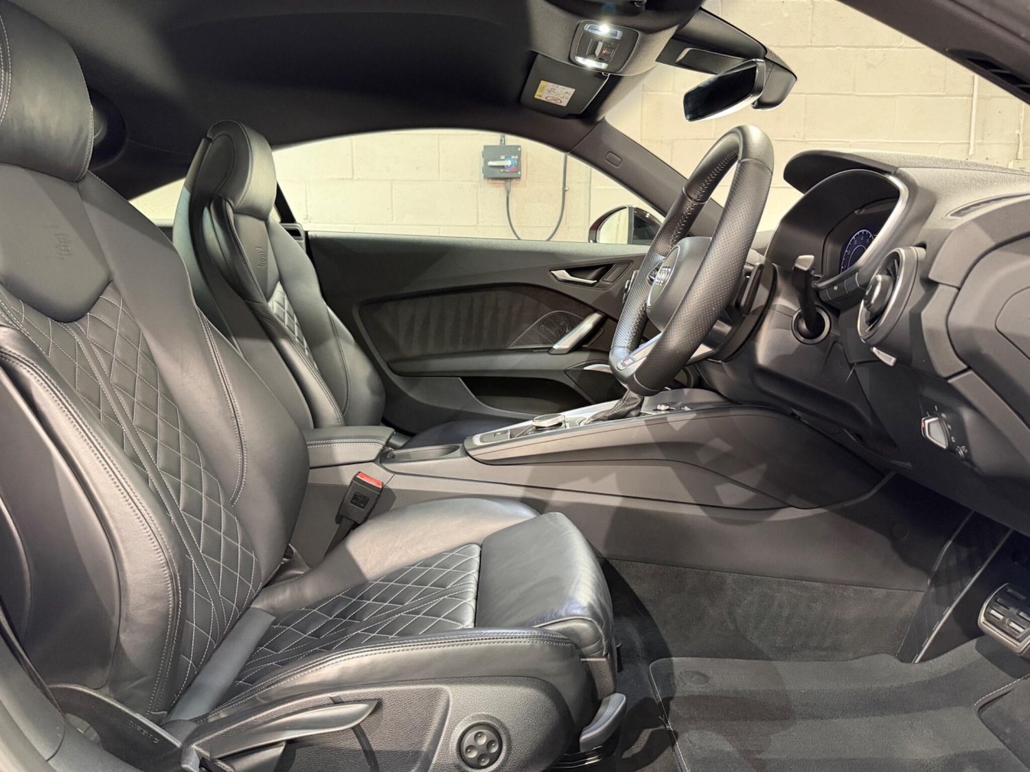 Used Audi TT 2017 for sale - 77940616: Photo 14