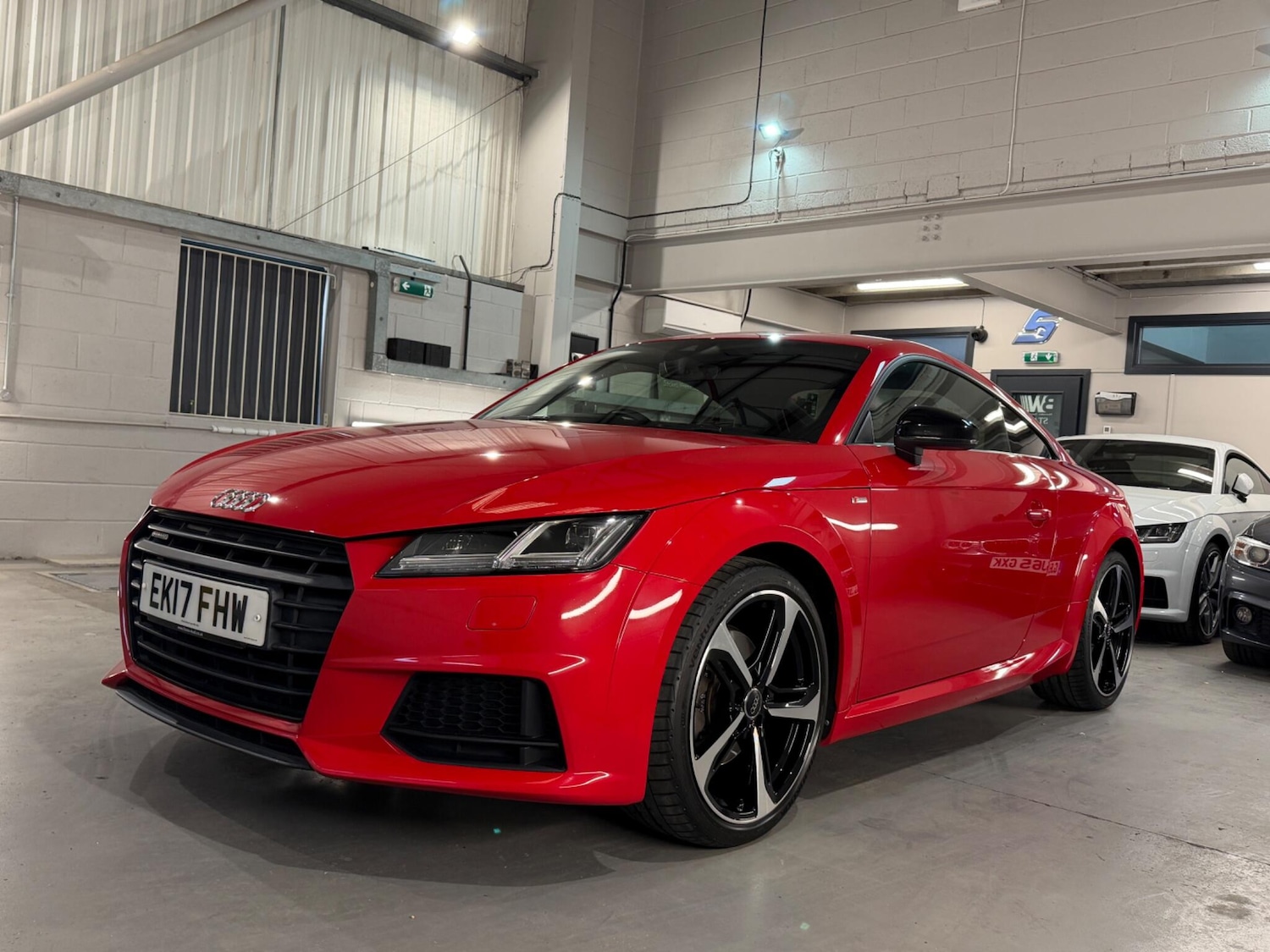 Used Audi TT 2017 for sale - 77940616: Photo 5