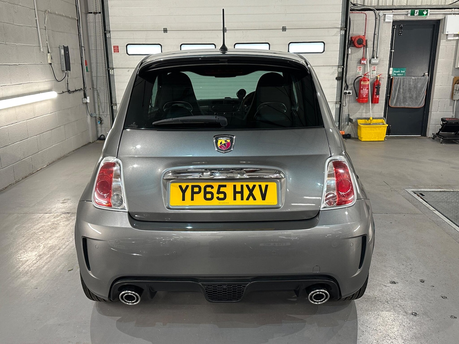 Used Abarth 500 2015 for sale - 77230090: Photo 8