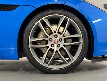 Used Jaguar F-Type 2018 for sale - 79159155: Photo
