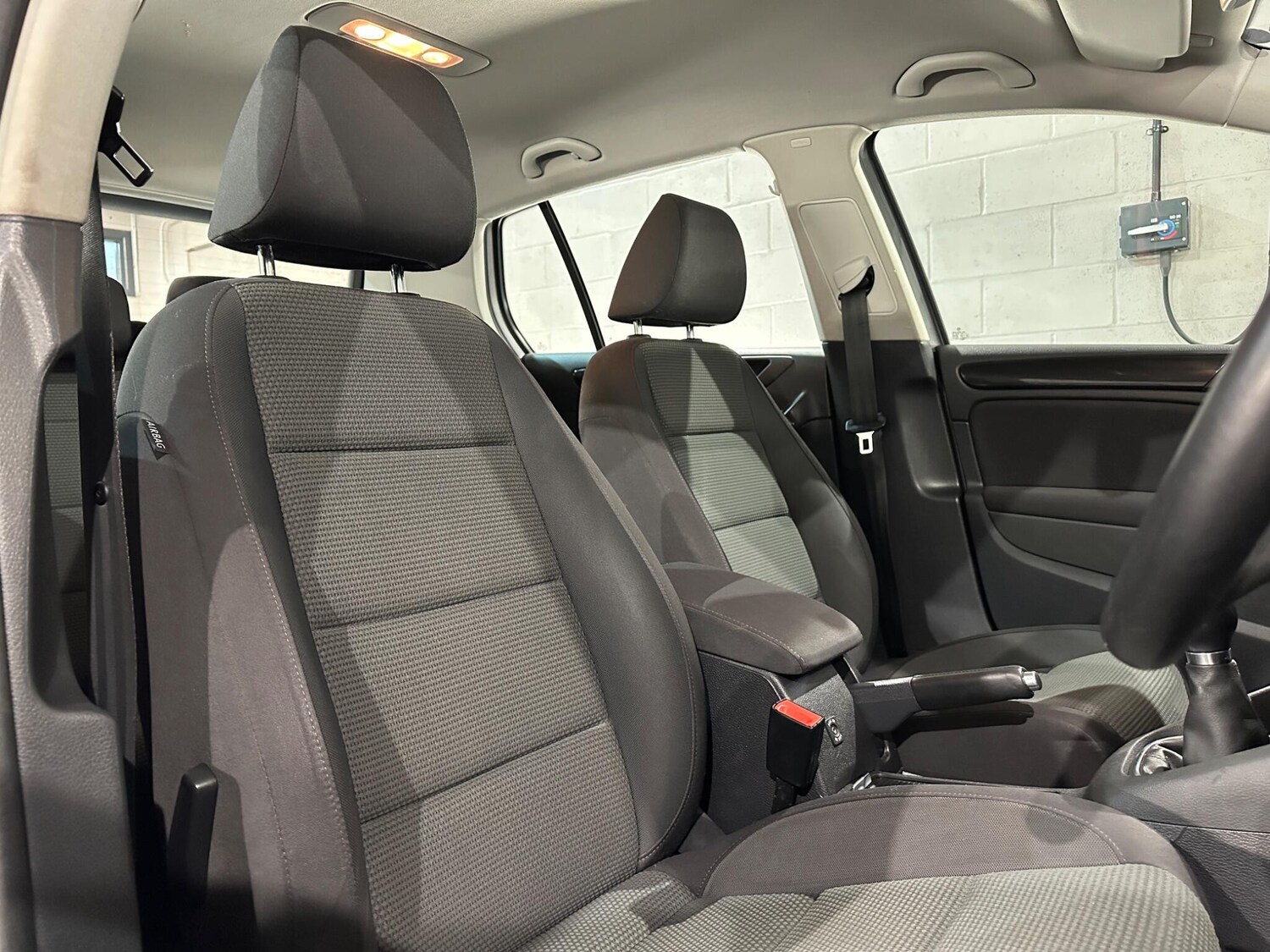 Used Volkswagen Golf 2011 for sale - 77344222: Photo 14