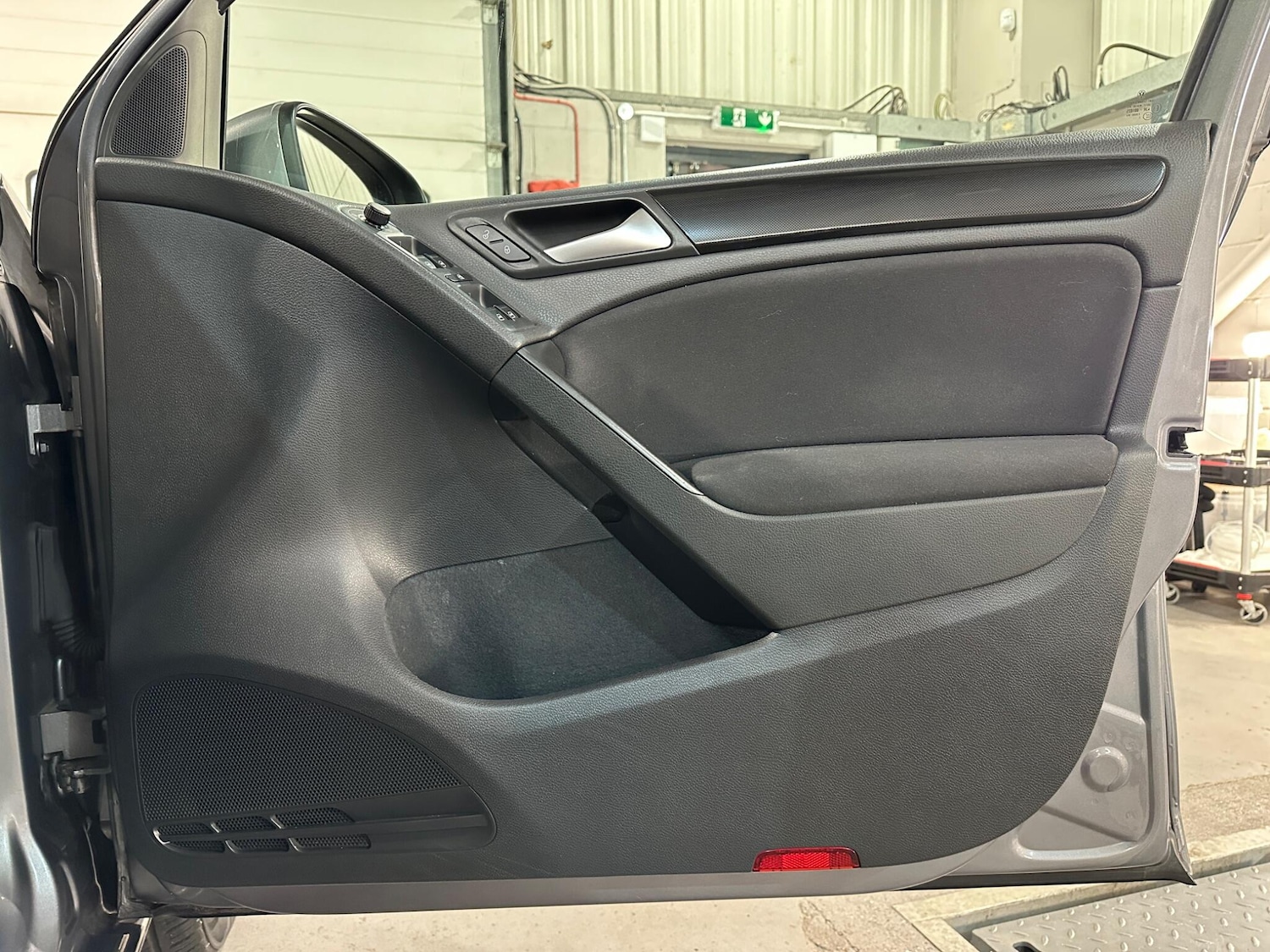 Used Volkswagen Golf 2011 for sale - 77344222: Photo 15