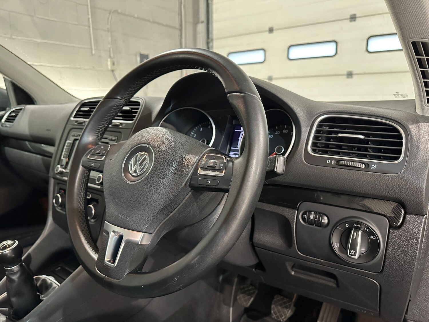 Used Volkswagen Golf 2011 for sale - 77344222: Photo 22