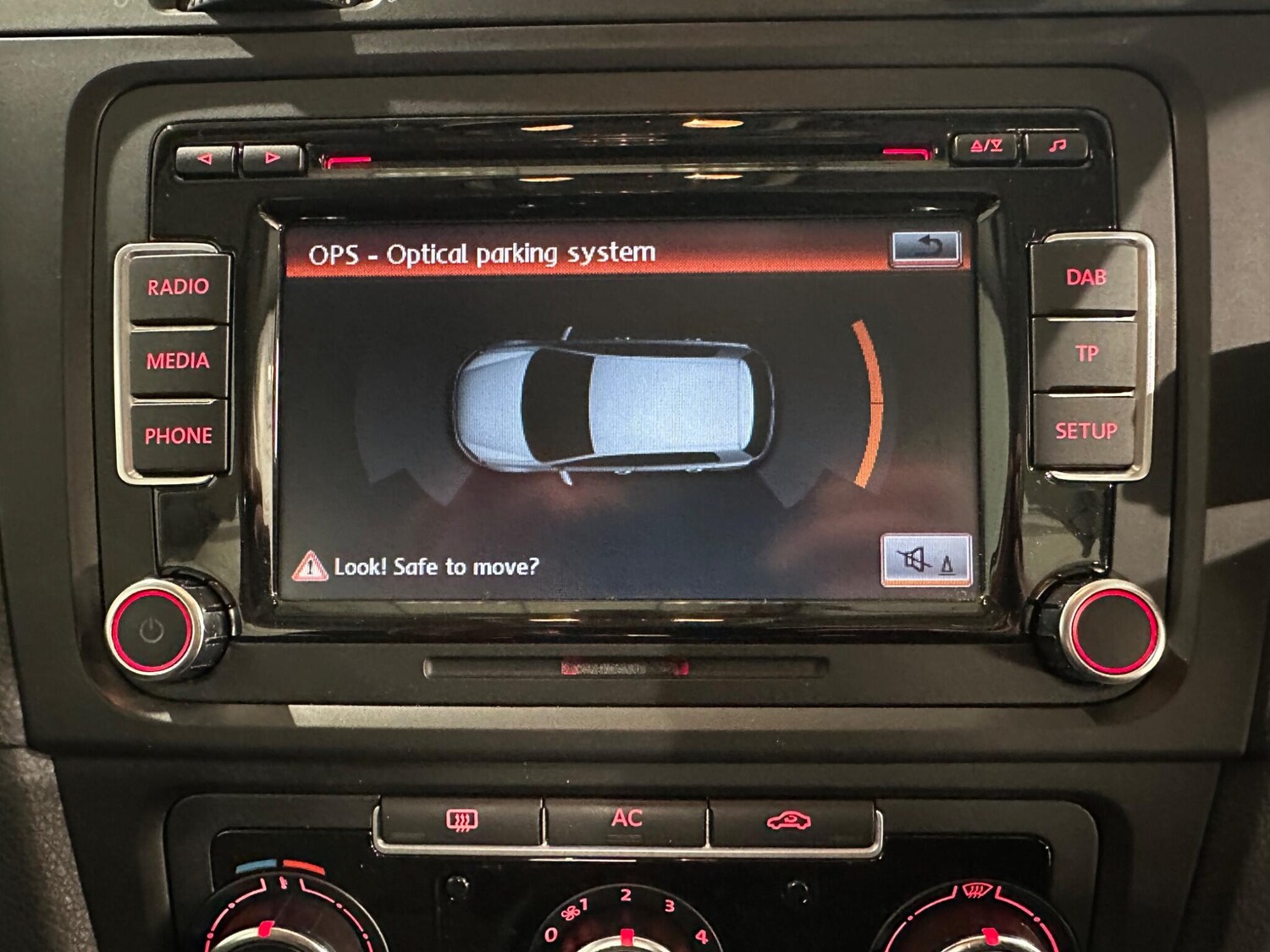 Used Volkswagen Golf 2011 for sale - 77344222: Photo 25