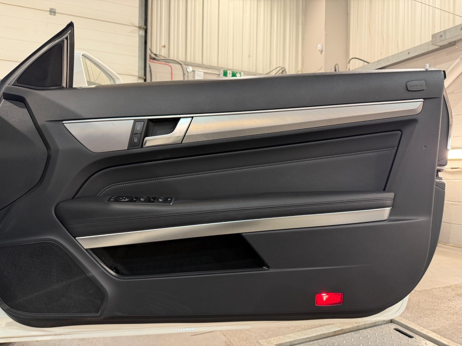 Used Mercedes-Benz E Class 2014 for sale - 78170391: Photo 25