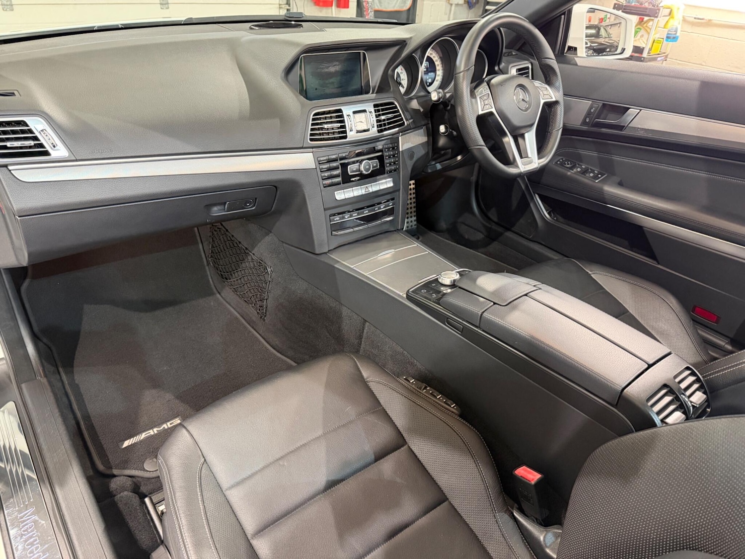 Used Mercedes-Benz E Class 2014 for sale - 78170391: Photo 26