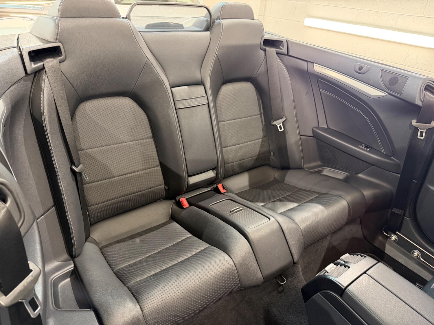 Used Mercedes-Benz E Class 2014 for sale - 78170391: Photo 31