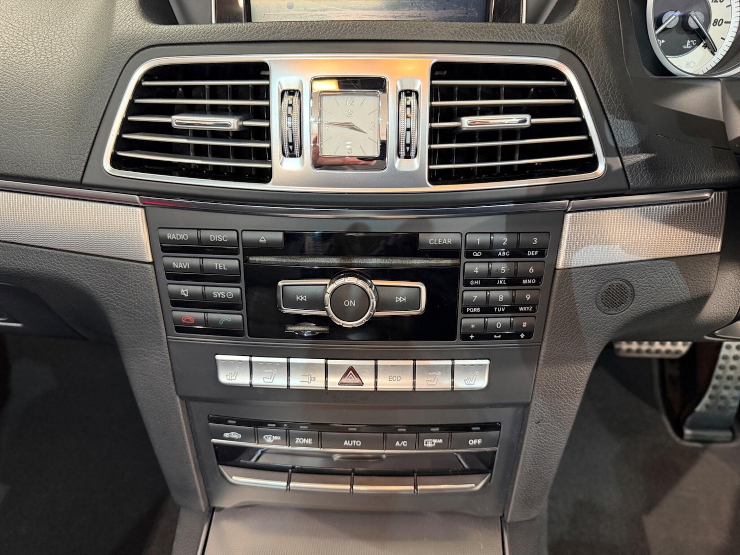 Used Mercedes-Benz E Class 2014 for sale - 78170391: Photo 34