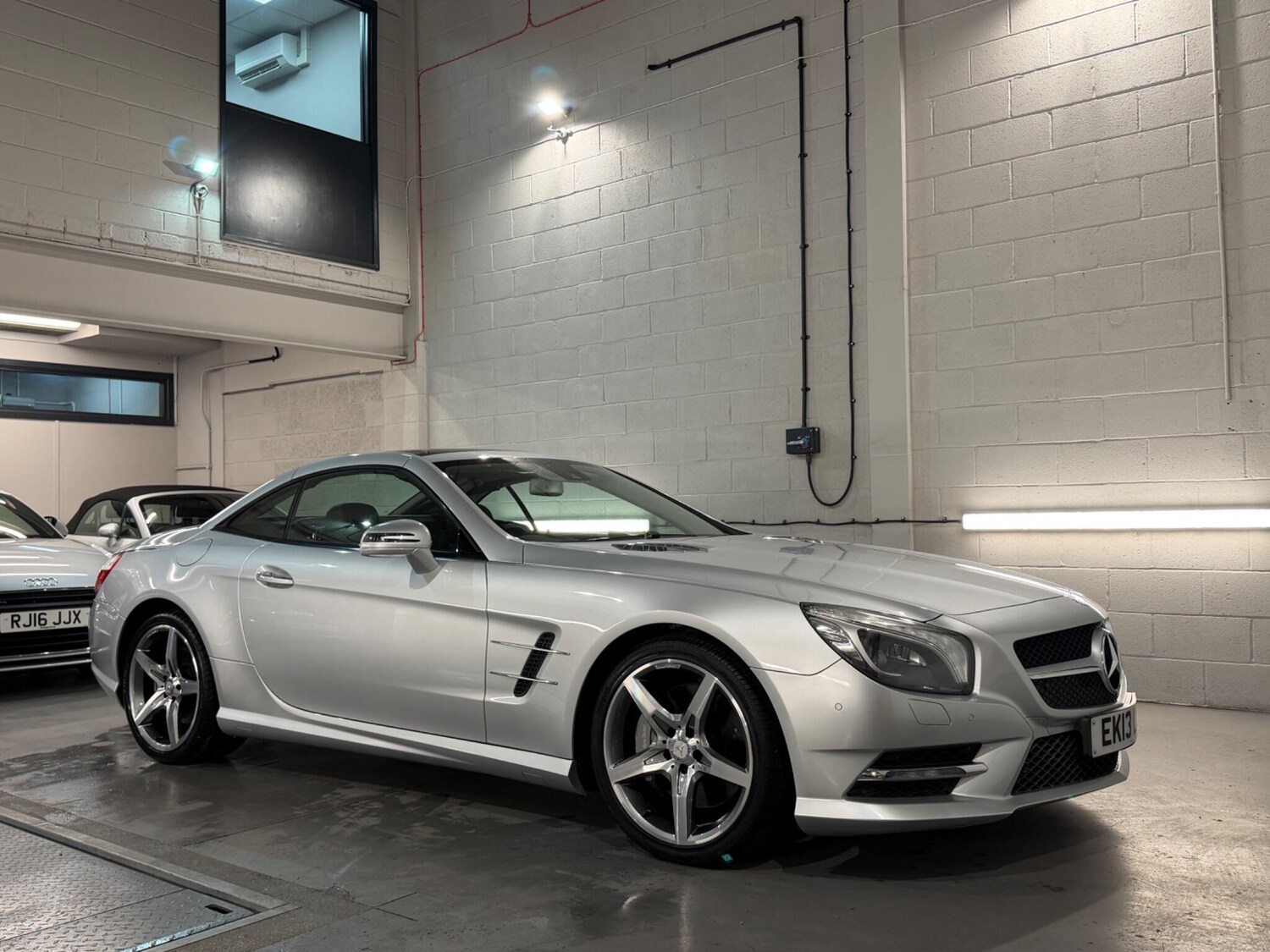Used Mercedes-Benz SL 2013 for sale - 77574997: Photo 11
