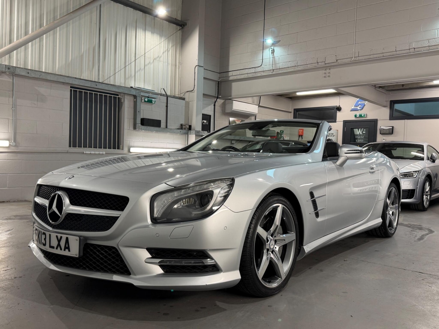 Used Mercedes-Benz SL 2013 for sale - 77574997: Photo 4