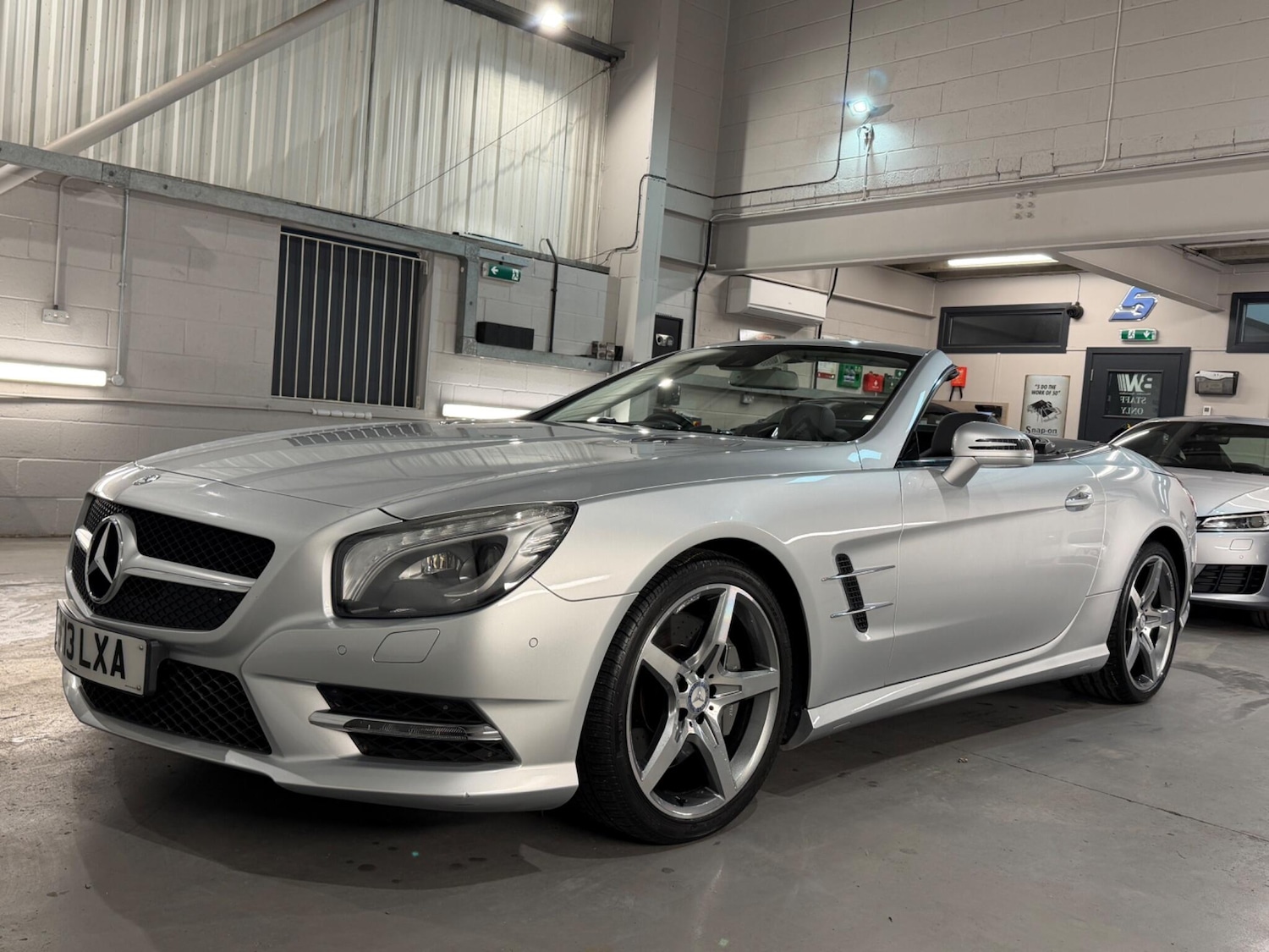 Used Mercedes-Benz SL 2013 for sale - 77574997: Photo 5