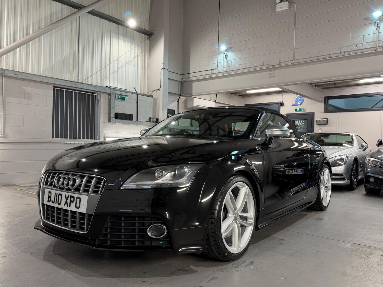 Used Audi TT 2010 for sale - 77768937: Photo 14