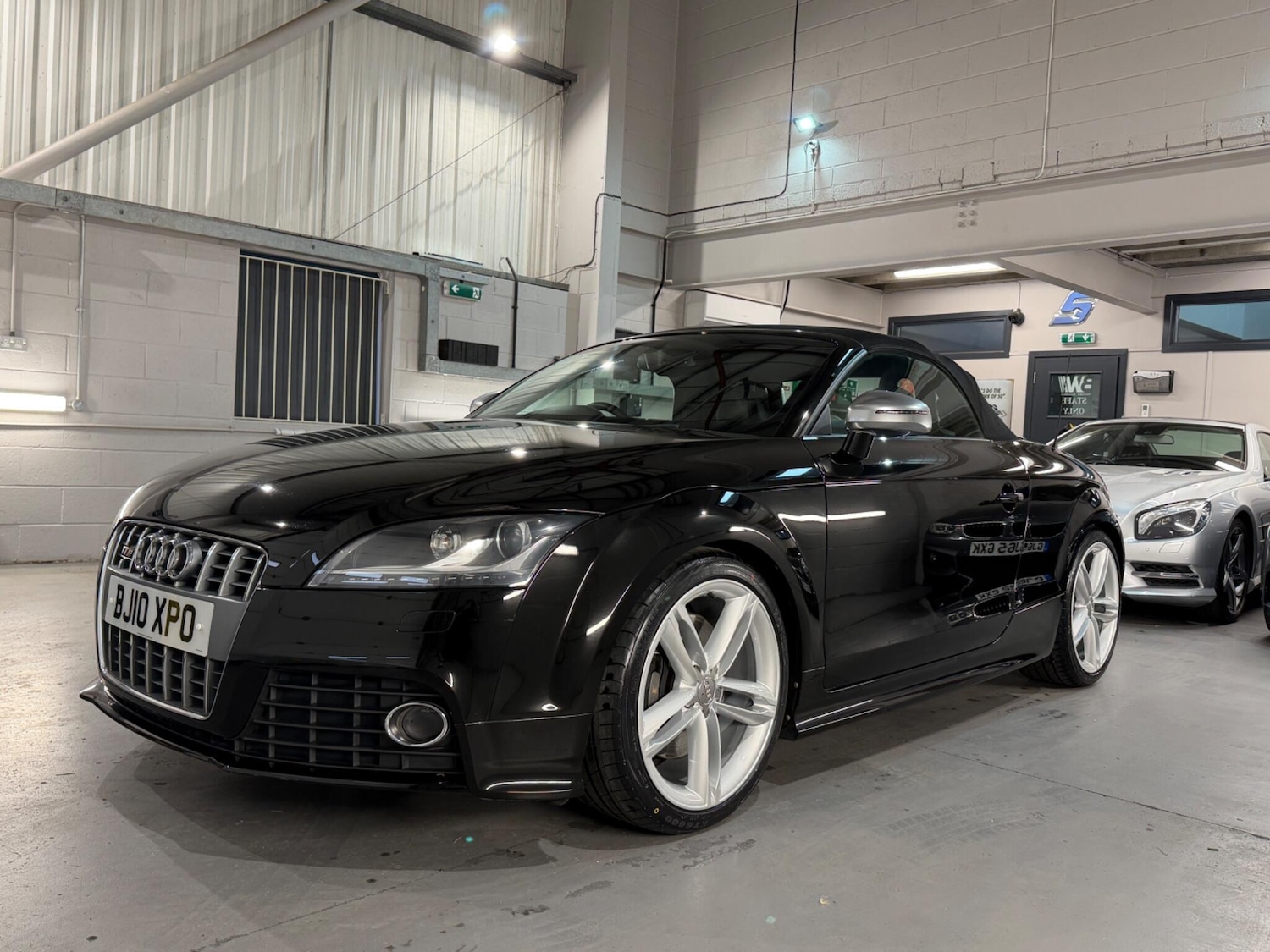 Used Audi TT 2010 for sale - 77768937: Photo 15