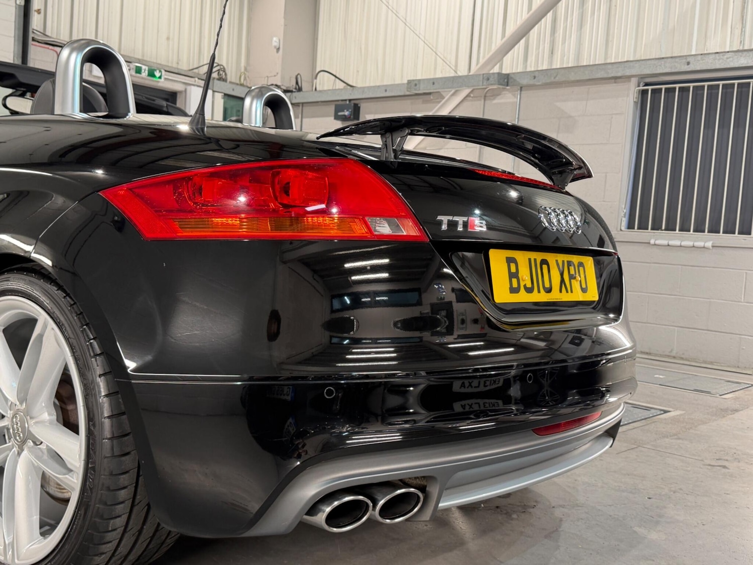 Used Audi TT 2010 for sale - 77768937: Photo 21