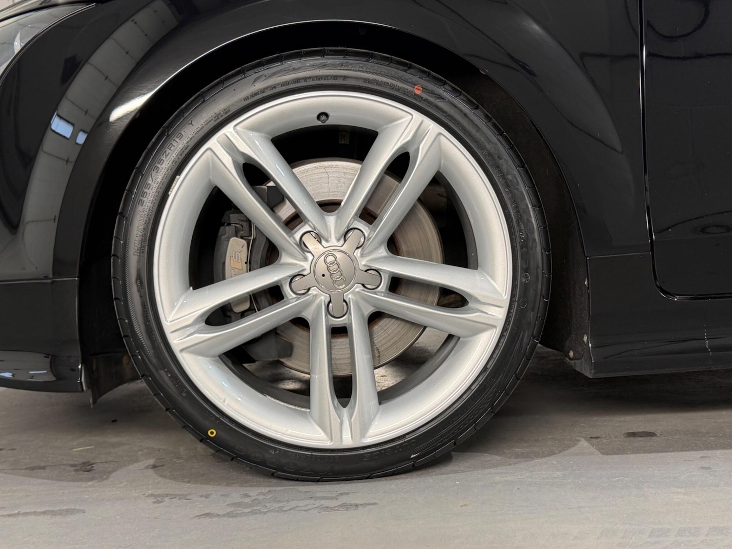 Used Audi TT 2010 for sale - 77768937: Photo 22