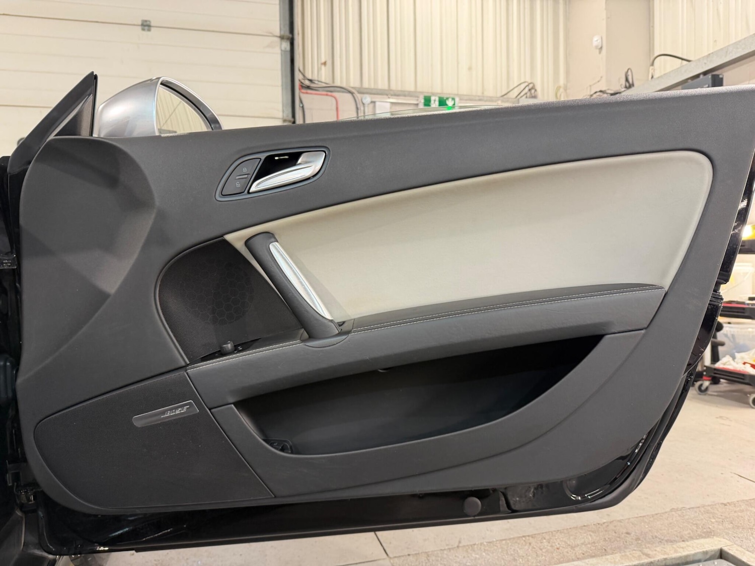 Used Audi TT 2010 for sale - 77768937: Photo 26