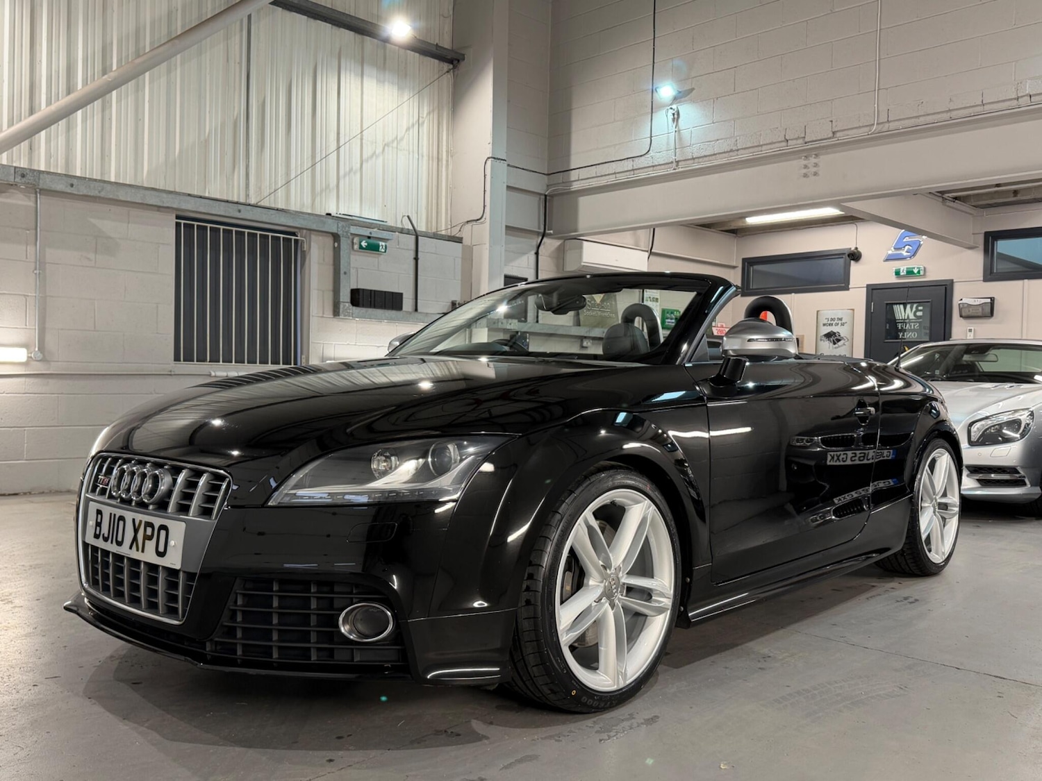 Used Audi TT 2010 for sale - 77768937: Photo 5