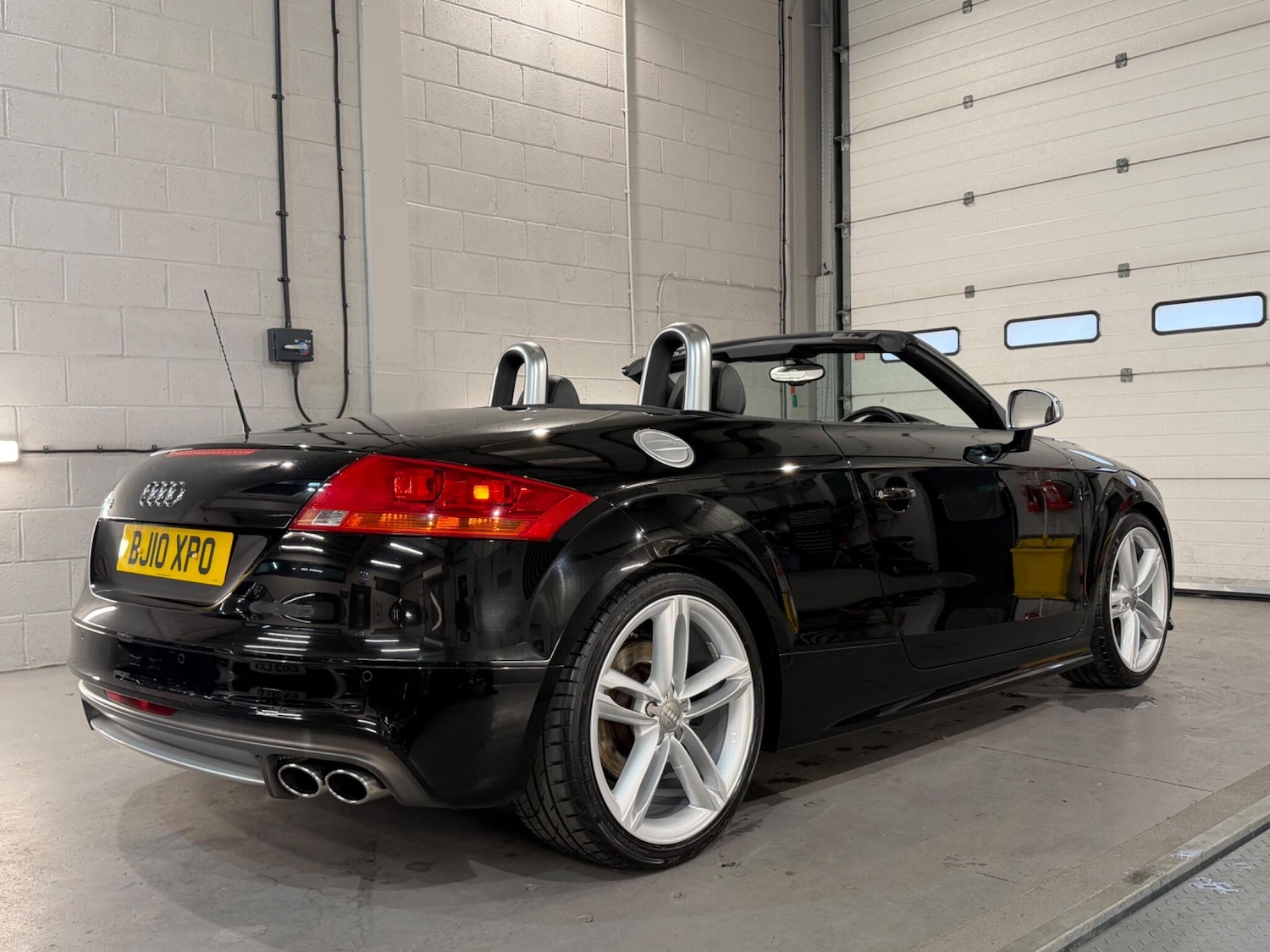 Used Audi TT 2010 for sale - 77768937: Photo 9