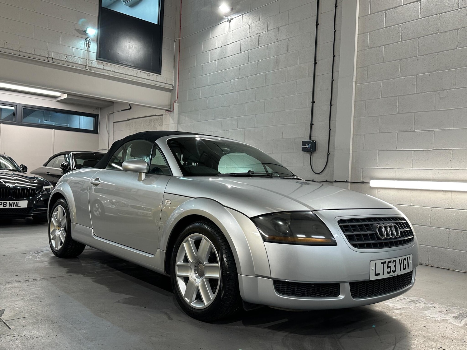 Used Audi TT 2003 for sale - 77229657: Photo 12