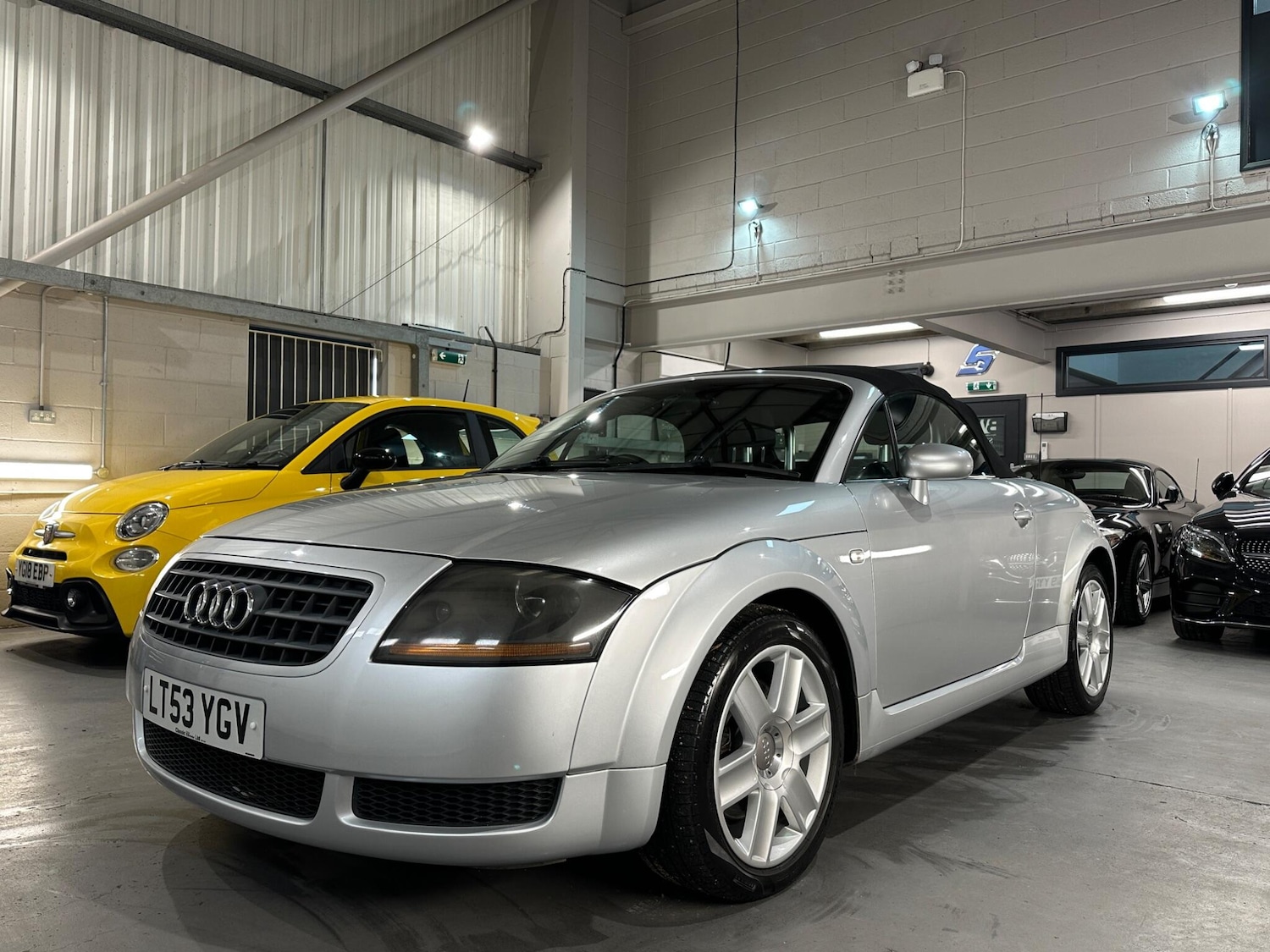 Used Audi TT 2003 for sale - 77229657: Photo 14