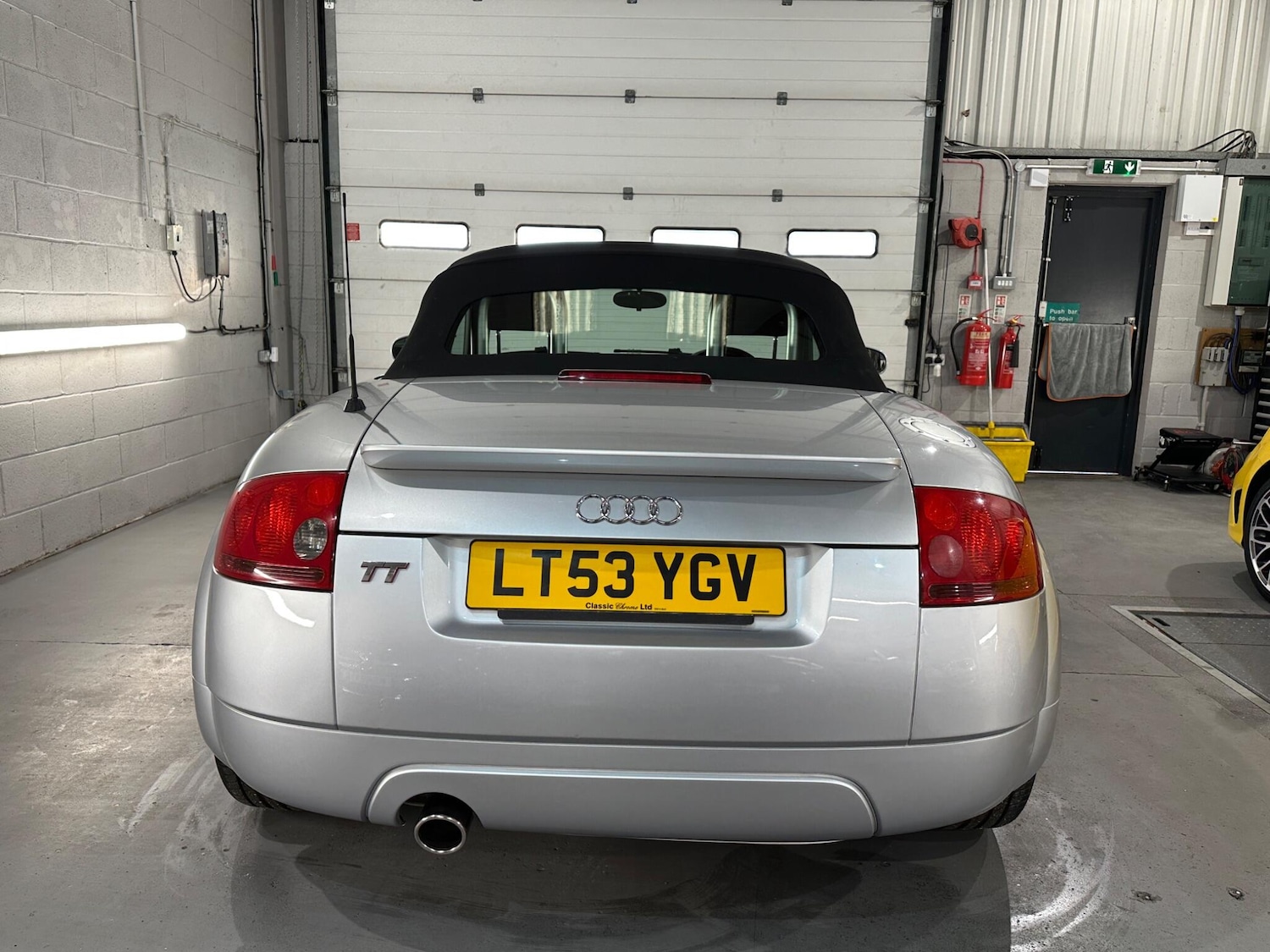 Used Audi TT 2003 for sale - 77229657: Photo 18