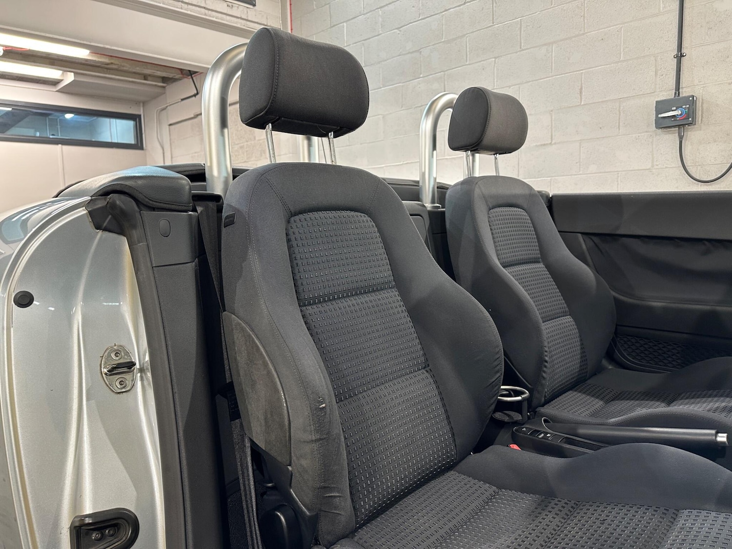 Used Audi TT 2003 for sale - 77229657: Photo 25