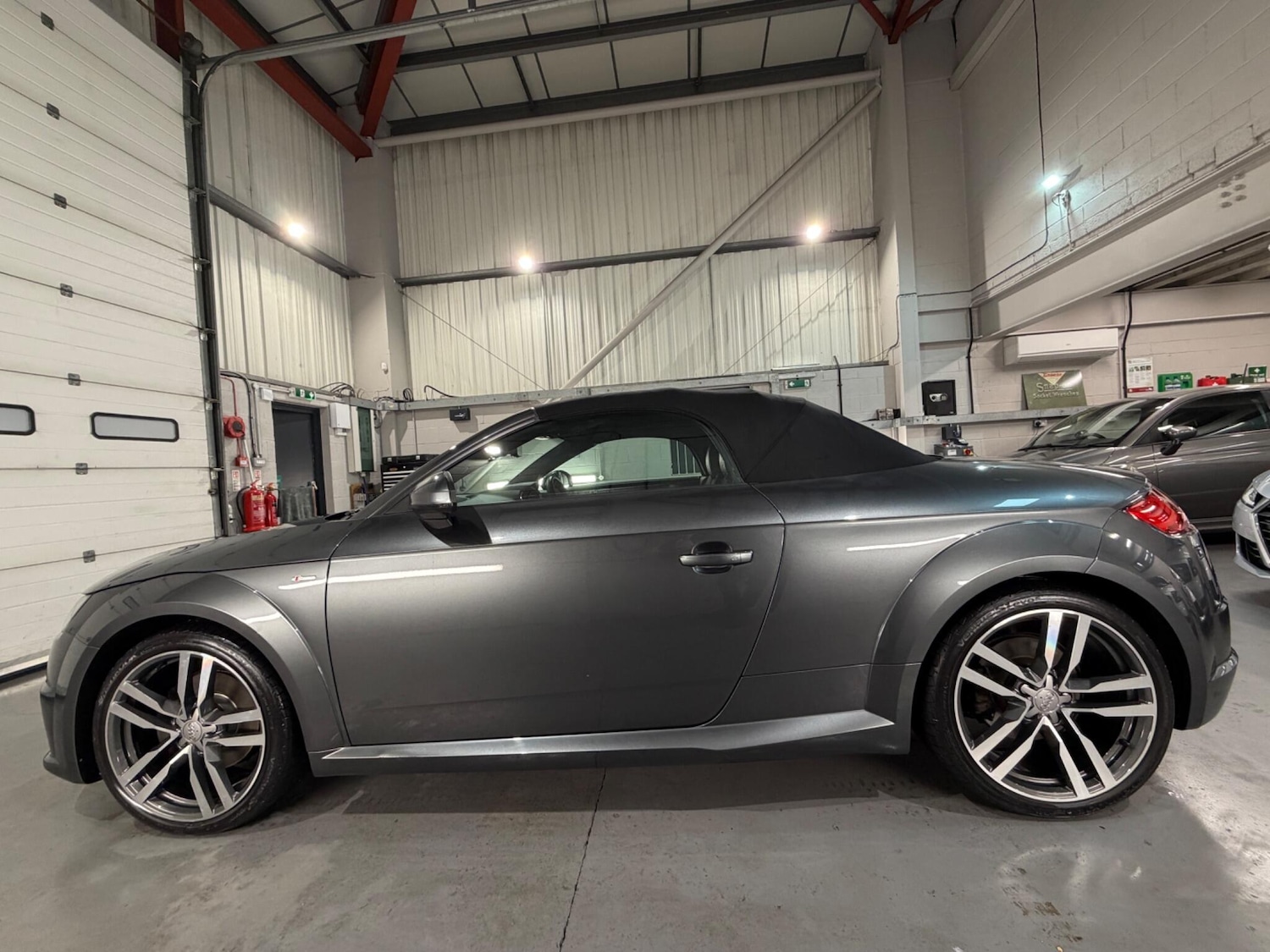 Used Audi TT 2015 for sale - 77658379: Photo 16