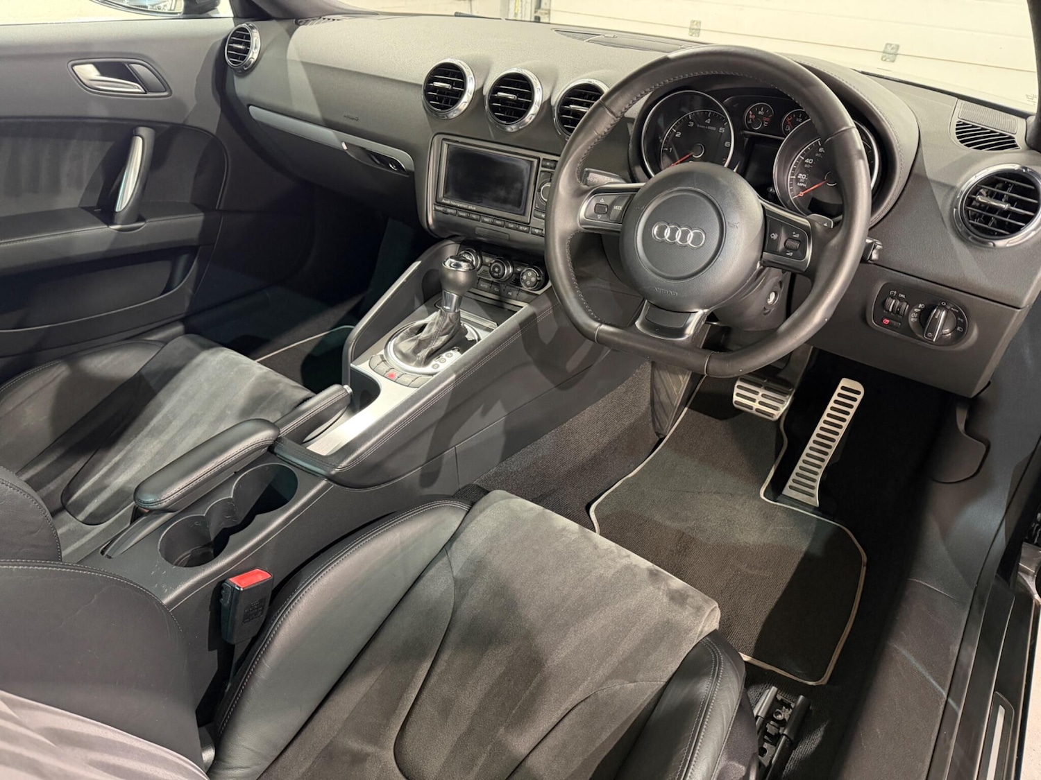 Used Audi TT 2008 for sale - 78034624: Photo 13