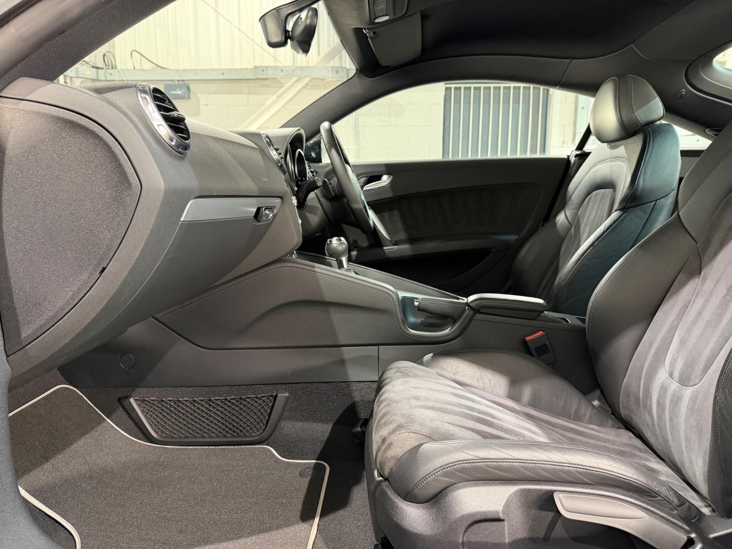 Used Audi TT 2008 for sale - 78034624: Photo 18