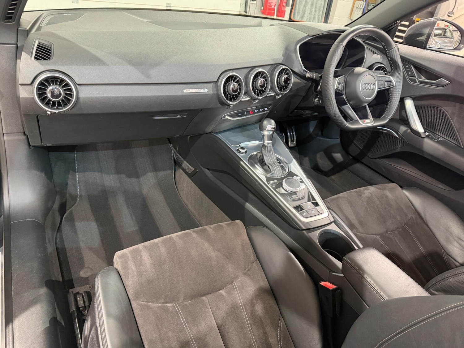 Used Audi TT 2015 for sale - 77468424: Photo 28