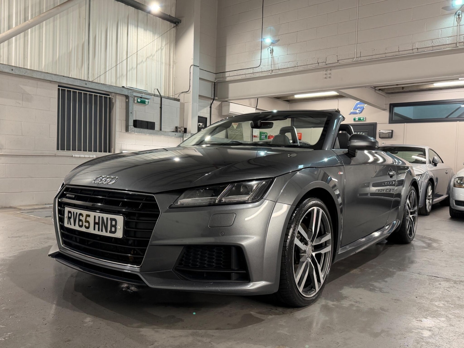Used Audi TT 2015 for sale - 77468424: Photo 4