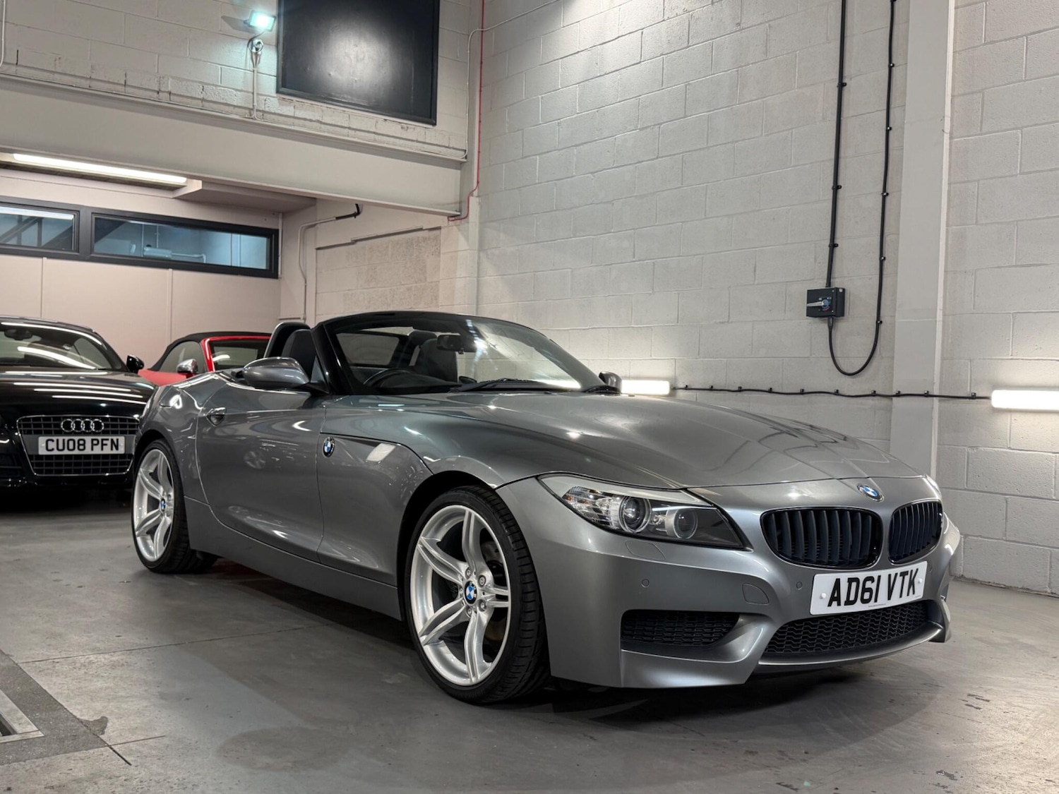 Used BMW Z4 2011 for sale - 78205144: Photo 2