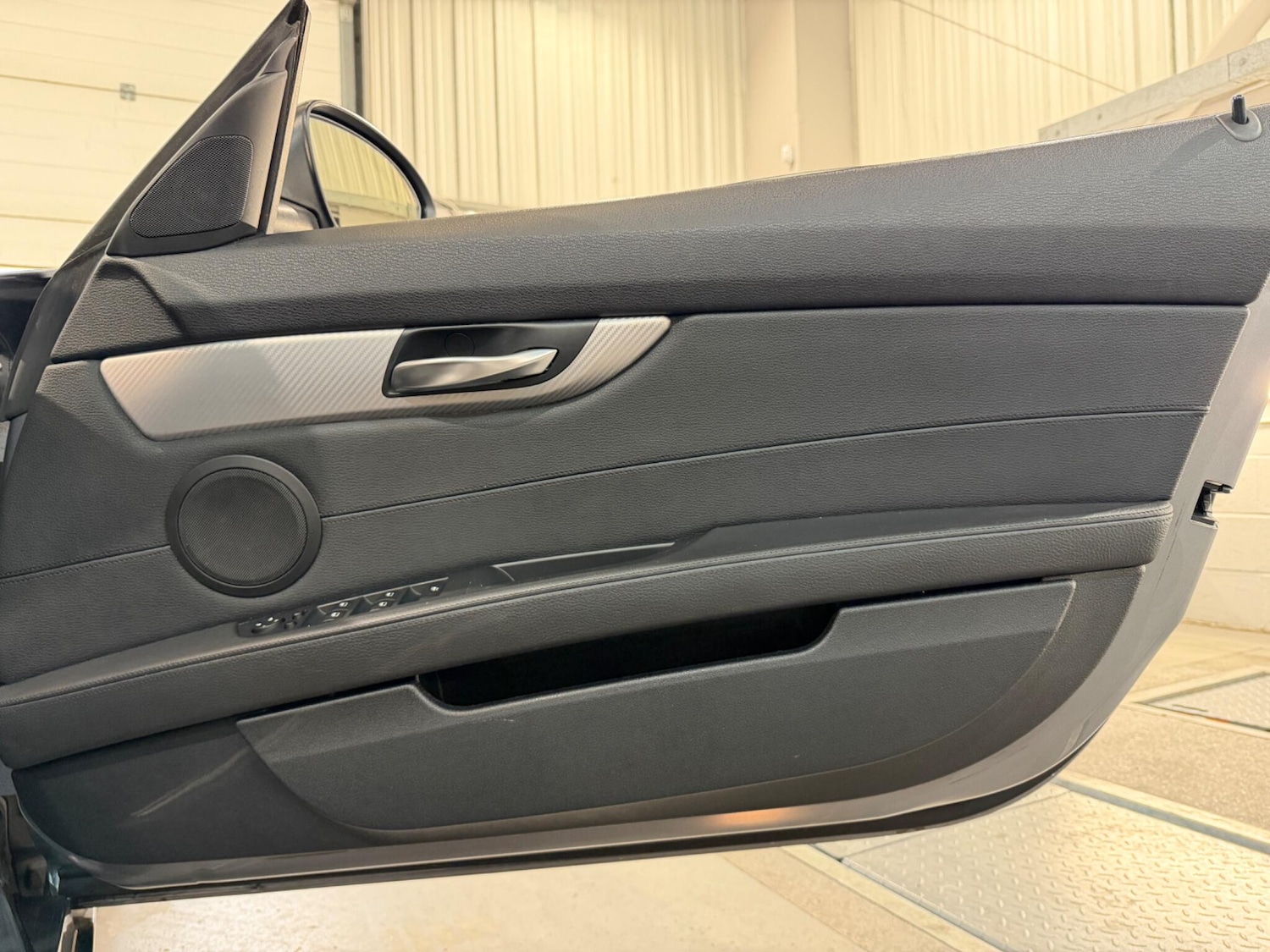 Used BMW Z4 2011 for sale - 78205144: Photo 25