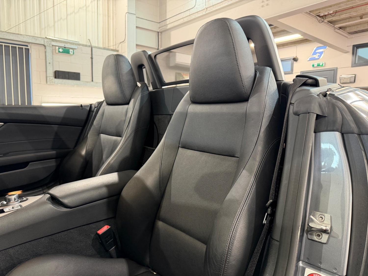 Used BMW Z4 2011 for sale - 78205144: Photo 28