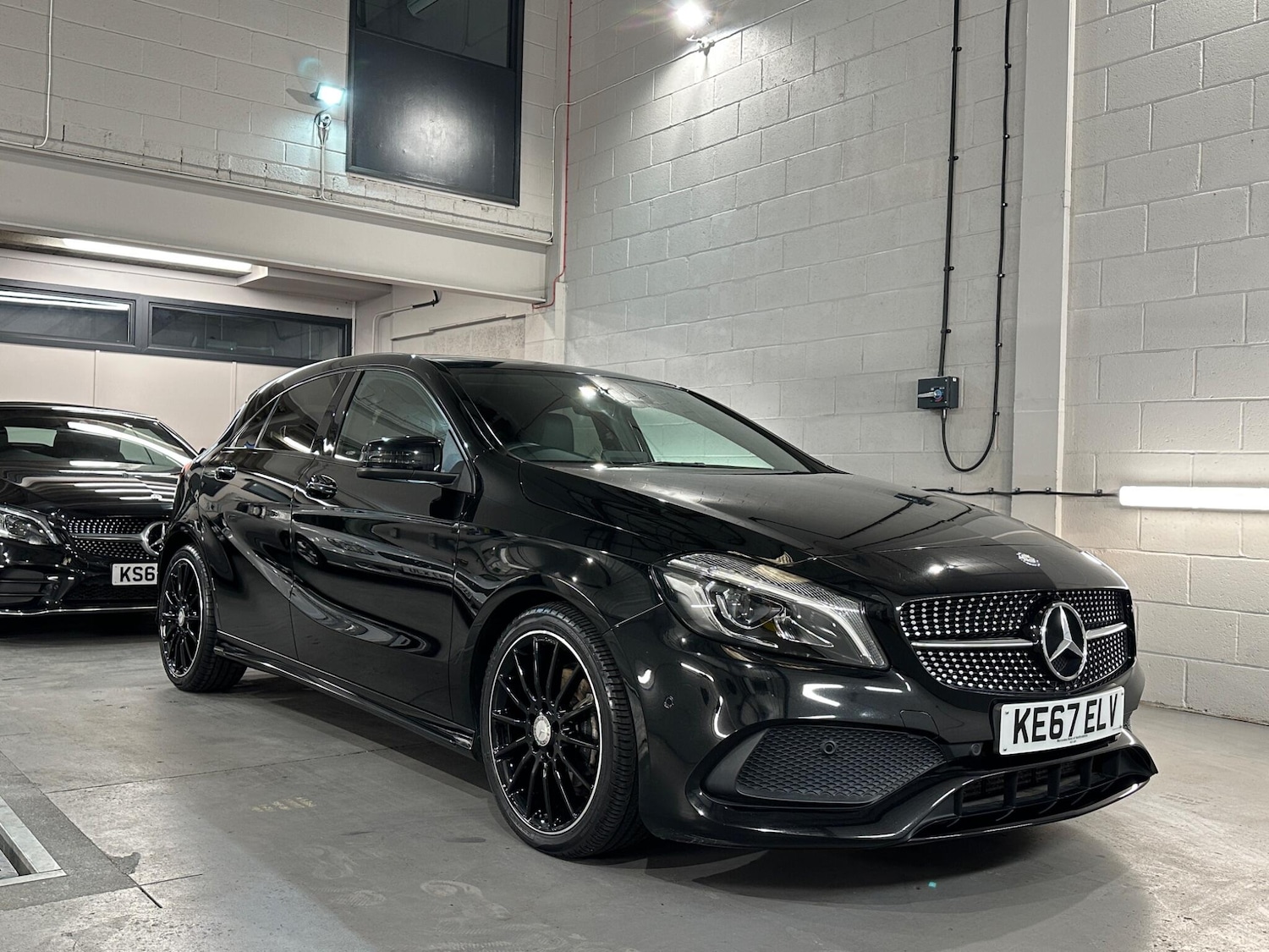 Used Mercedes-Benz A-Class 2017 for sale - 77230409: Photo 2